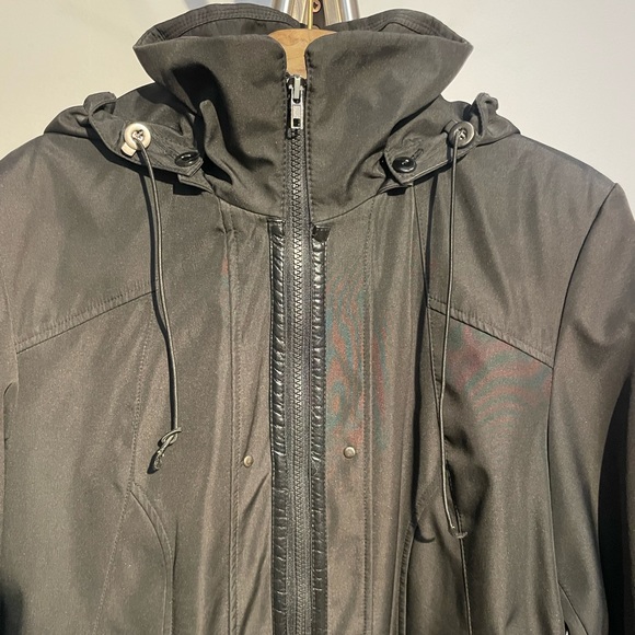 LONG BLACK PARKA | WOMENS | S-M - Picture 3 of 5